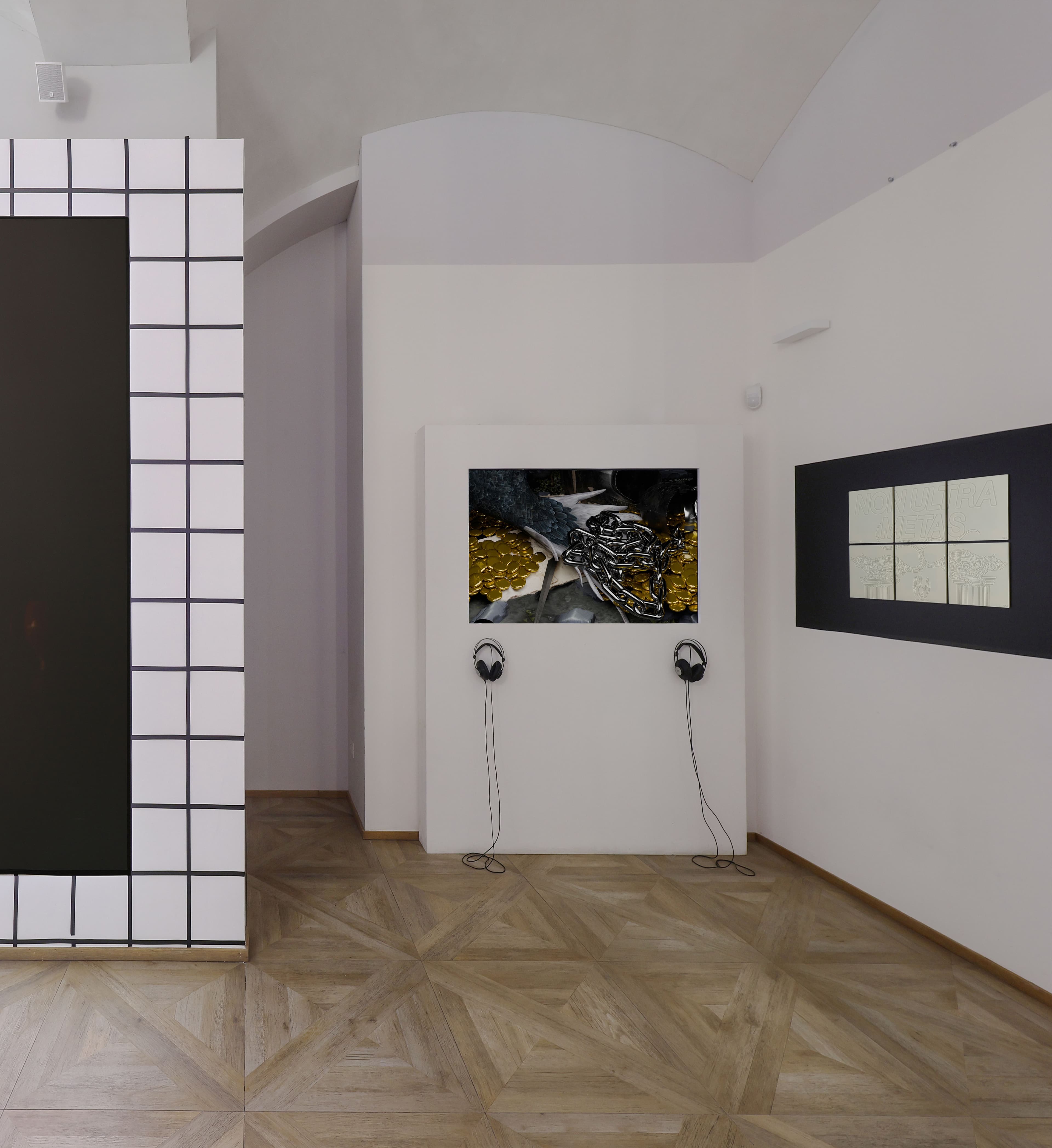 Non Ultra Metas (Tiles)